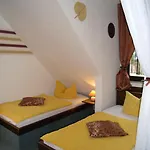 Frau Holle-land-hotel מלון