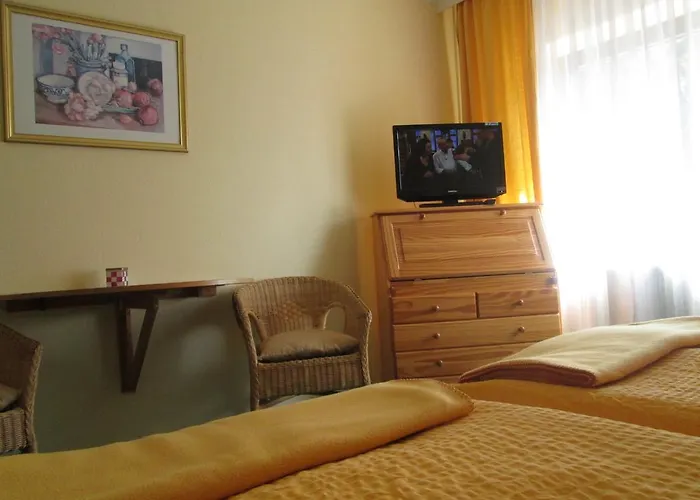 Frau Holle-land-hotel Hotel 3*